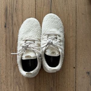 Fluffy White Allbirds Wool Runner - 6